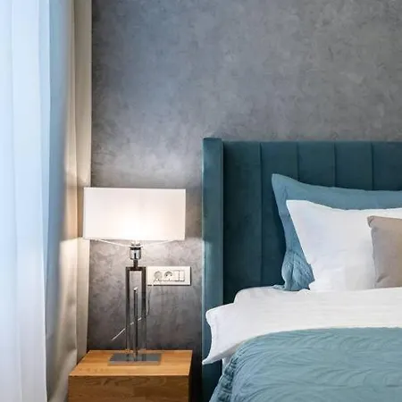 Appartement Berthelot King's With Courtyard