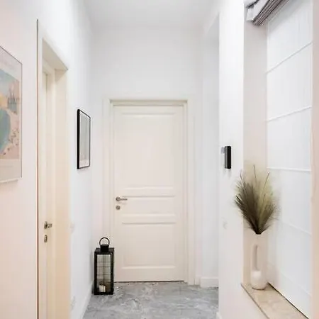 Berthelot King's With Courtyard *