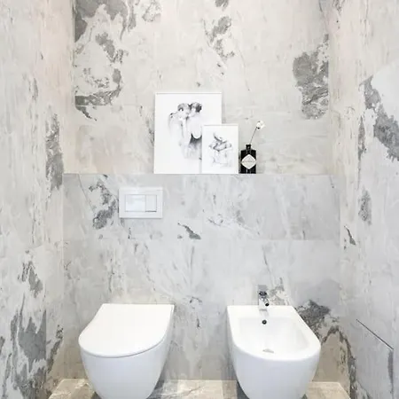 Berthelot King's With Courtyard * Βουκουρέστι