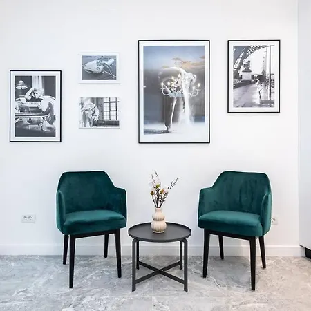 דירה Berthelot King's With Courtyard *