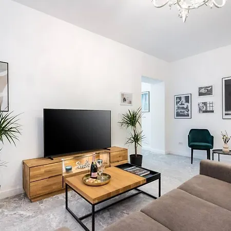 Apartment Berthelot King's With Courtyard Bucharest