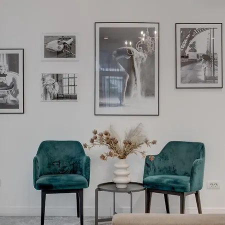 Berthelot King's With Courtyard Apartment Bucharest