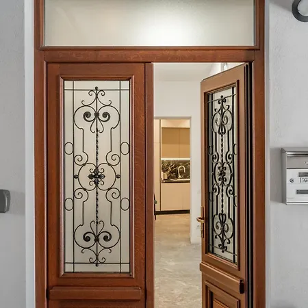 Berthelot King's With Courtyard Apartment Bucharest