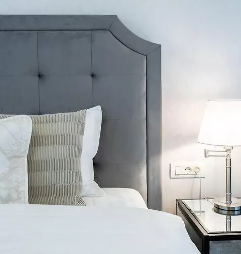 Berthelot King's With Courtyard *