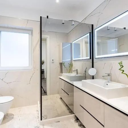 公寓 Berthelot King's With Courtyard 布加勒斯特