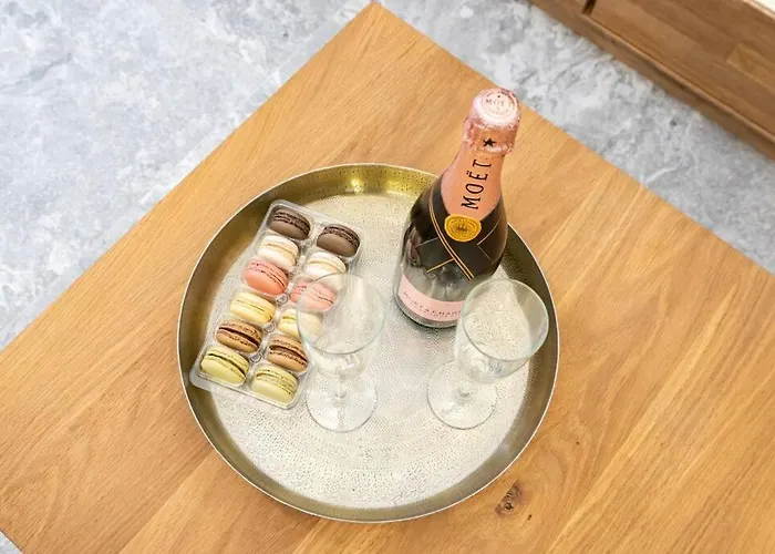 Berthelot King's With Courtyard * Bucareste