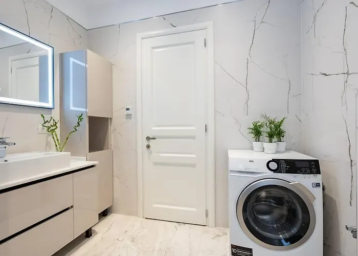 Berthelot King's With Courtyard Apartamento *